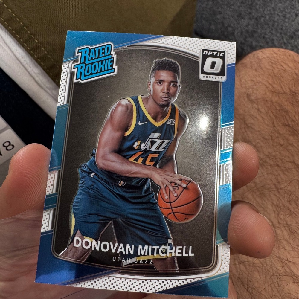 Panini Trading Card Donovan Mitchell OS Blue Rated Rookie Optic 188 Utah Jazz
